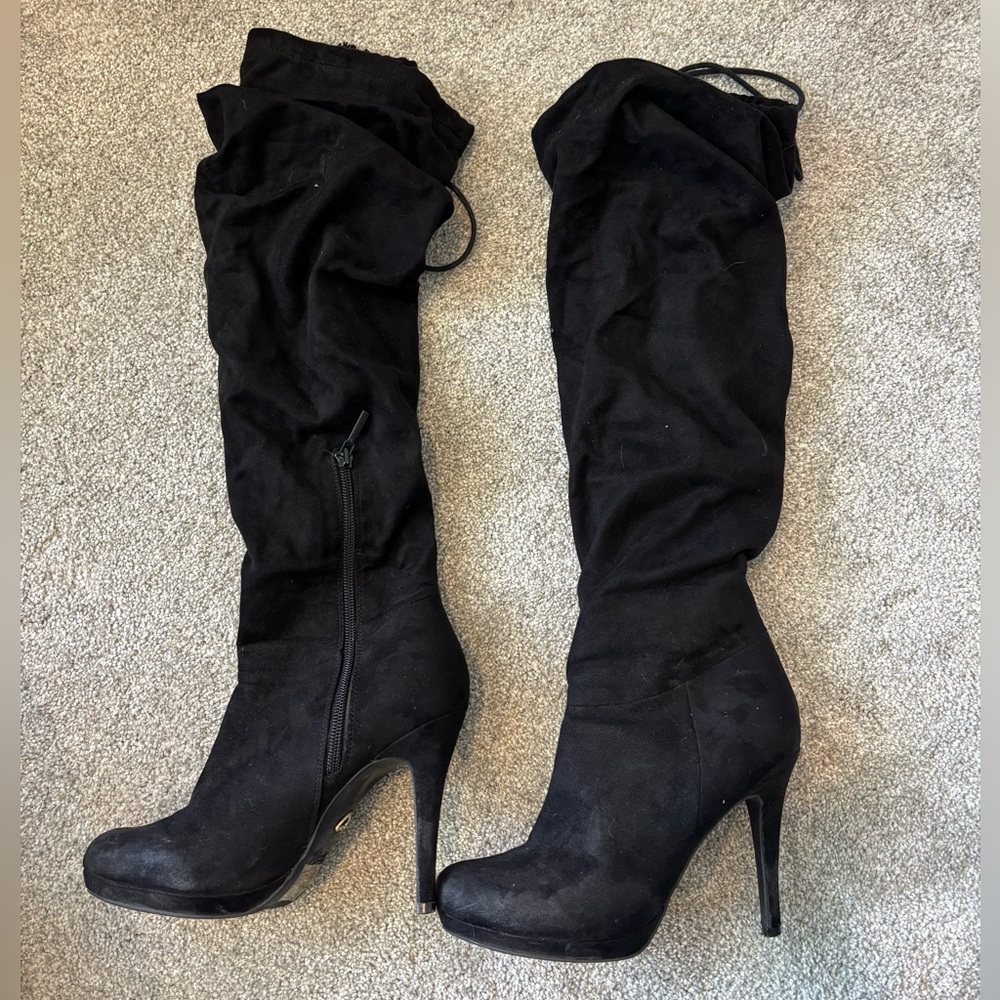 Knee Hugh Black Suede boots